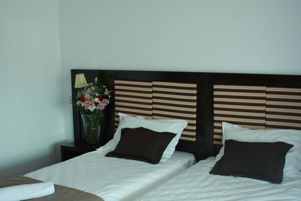 Pensiunea Clasic Curtea De Arges Room photo